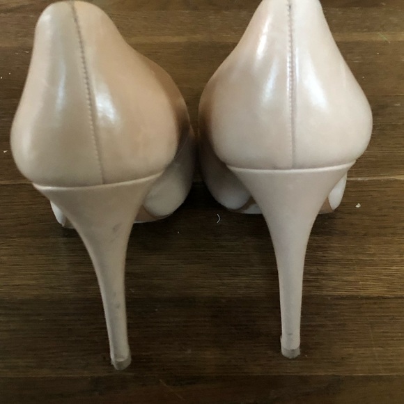 Massimo Dutti Nude 4 1/2 “ Hidden Platform Heels Size 9 (40) - Picture 5 of 9